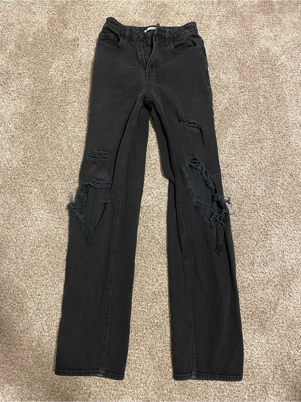 PacSun Black Distressed Straight-Leg Women’s Jeans